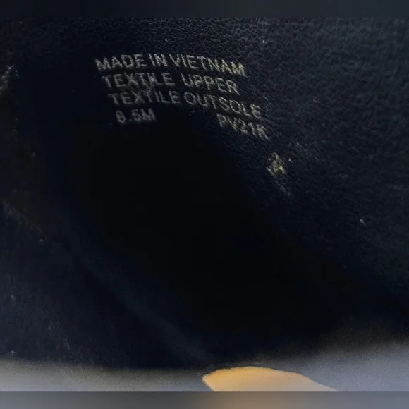 Michael Kors Wedge Sandal NEW Condition - Picture 5 of 5